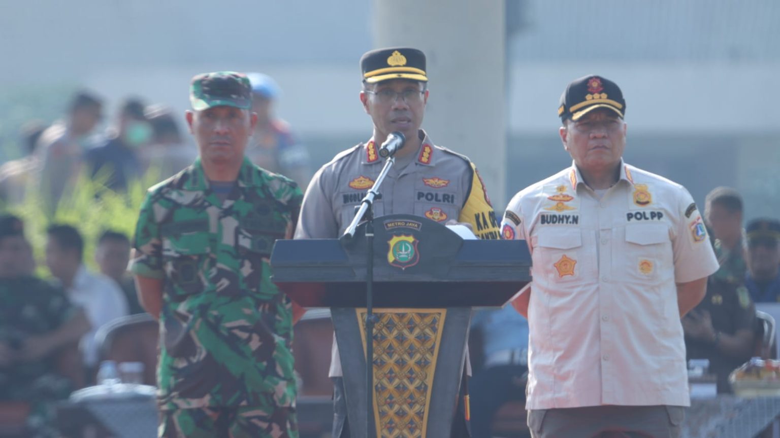 Kapolres Metro Jakarta Timur Pimpin Apel Gelar Pasukan Dalam Pengamanan Ops Mantap Praja Jaya 2024